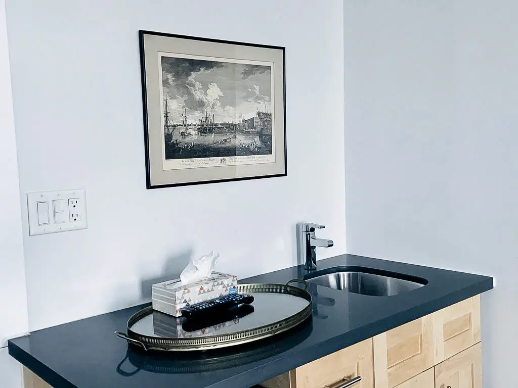 bedroom at The South Landing Inn